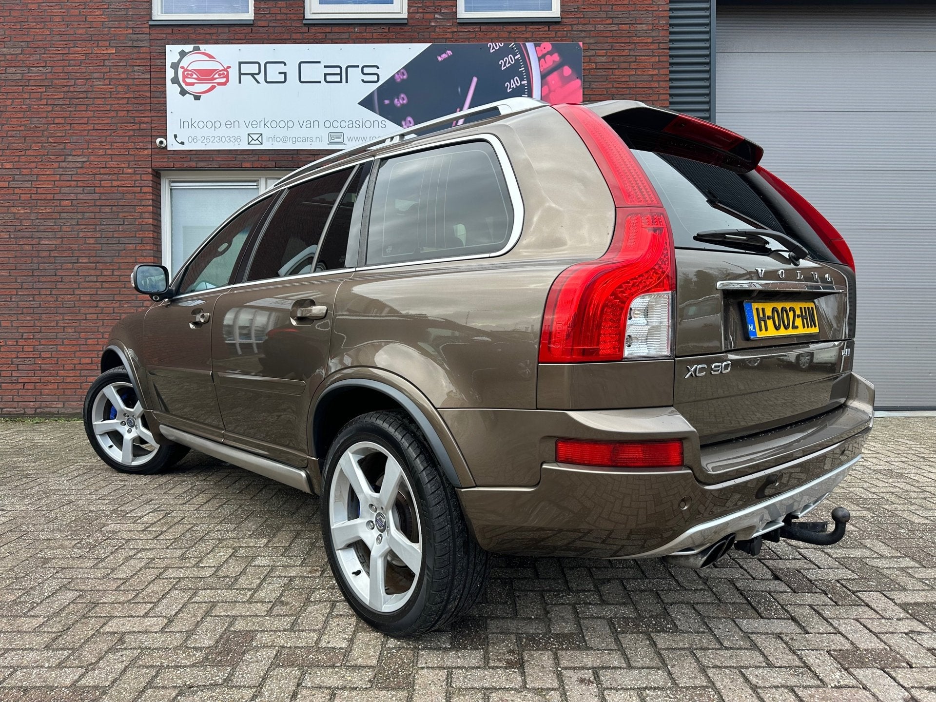 Volvo XC90 2.4 D5 Summum / 7P / Pano / Leder / Dynaudio / Na, Auto's, Euro 5, Gebruikt, 255 €/maand, 7 stoelen