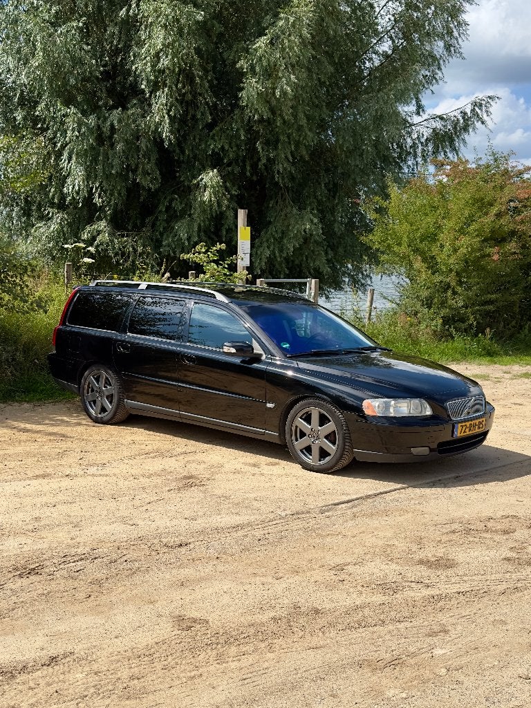Volvo V70 2.4 170PK, Voorwielaandrijving, 1800 kg, Zwart, Zwart