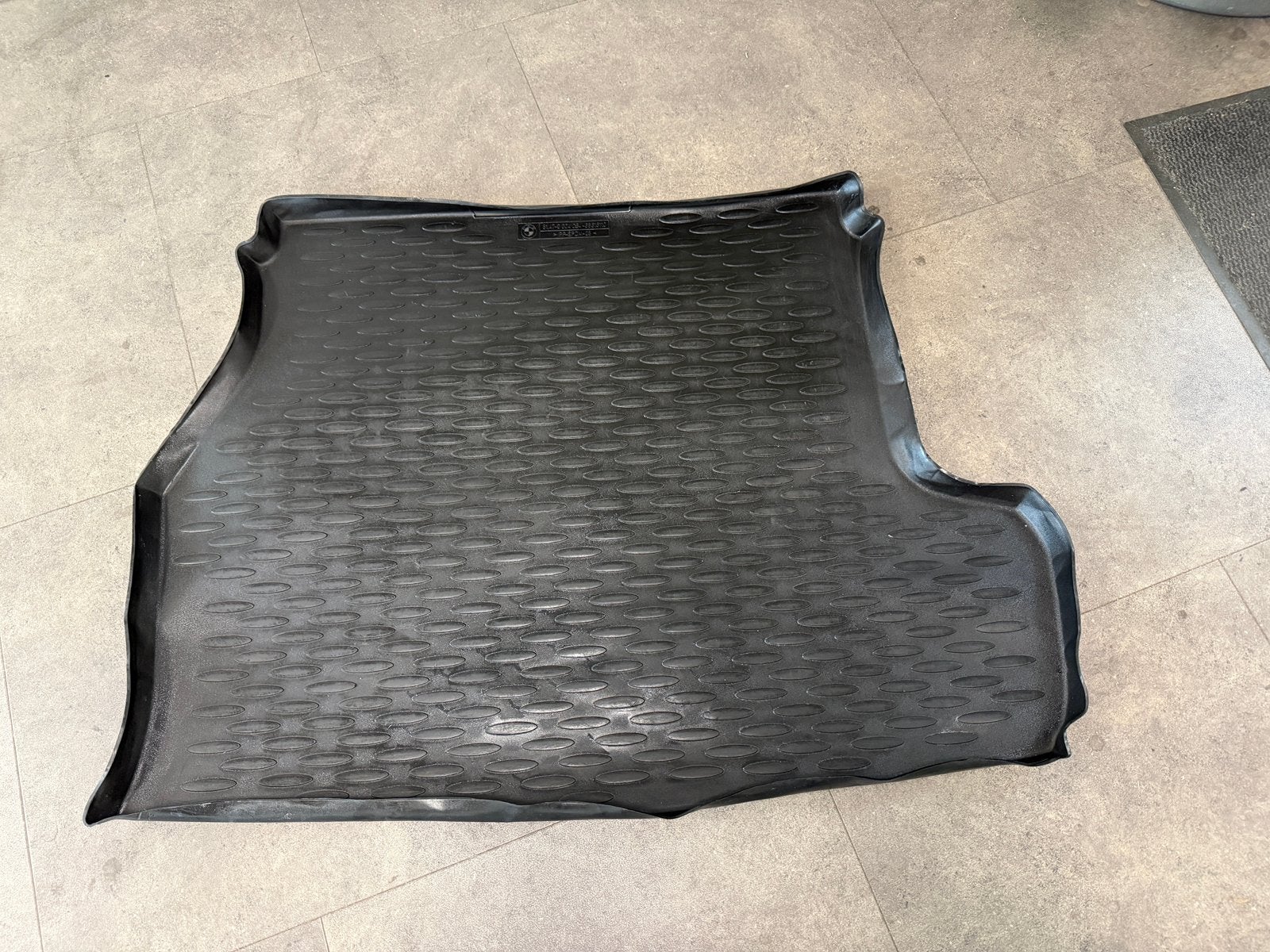 OEM BMW E46 Touring Rubber Kofferbakmat Mat 51470004084, Ophalen of Verzenden, Gebruikt