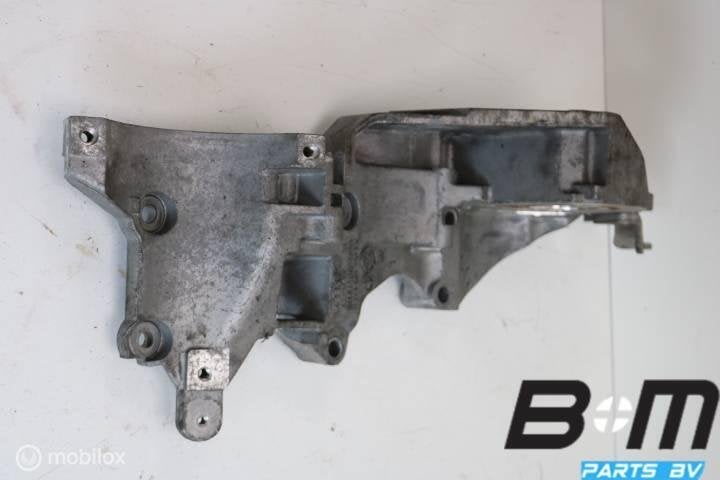 Steun voor dynamo en aircopomp VW Beetle 5C 03L903143Q, Gebruikt