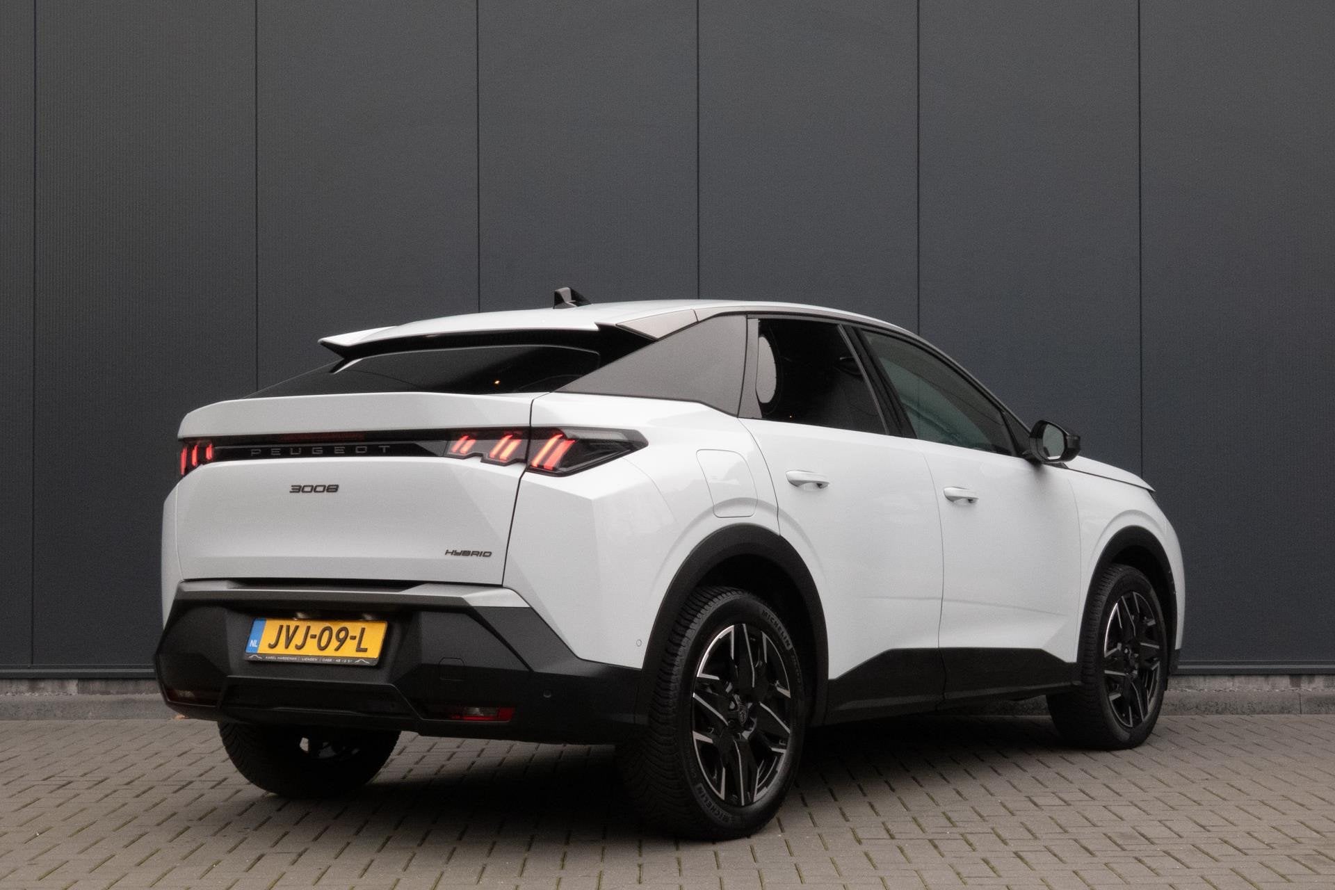 Peugeot 3008 1.2 Hybrid 136 GT | STOELVERWARMING | ACC | STU, Auto's, Gebruikt, Euro 6, 1199 cc, Wit
