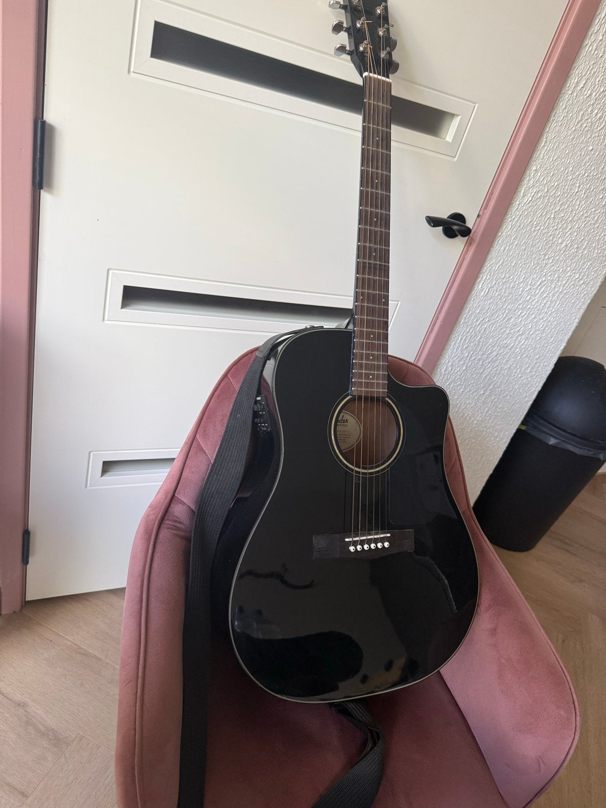 Fender CD-60CE akoestische western gitaar met element, Muziek en Instrumenten, Ophalen, Zo goed als nieuw, Western- of Steelstringgitaar