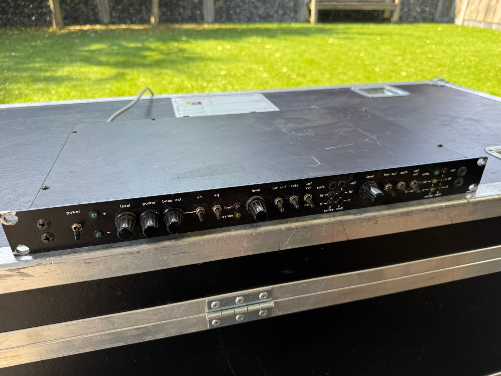 Meyer sound processor upa usw 650, Ophalen, Zo goed als nieuw