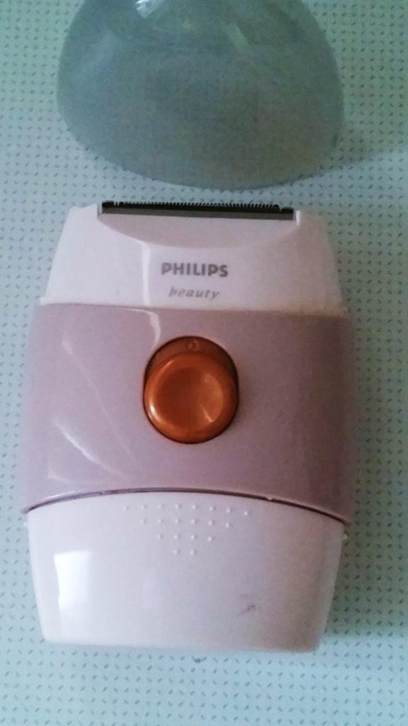 Philips ladyshave. Inclusief batterijen., Ophalen of Verzenden