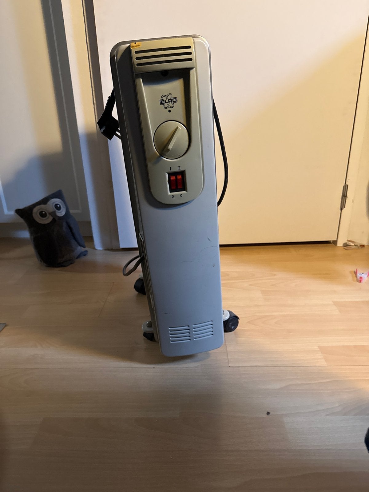 ELRO Oliegevulde Radiator - Draagbare Elektrische Kachel, Doe-het-zelf en Verbouw, Ophalen, Gebruikt, Kachel, Minder dan 60 cm