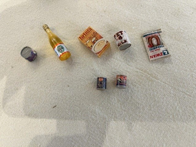 poppenhuis spullen:  pak brinta, rookworst etc., Verzamelen, Ophalen of Verzenden, Poppenhuis