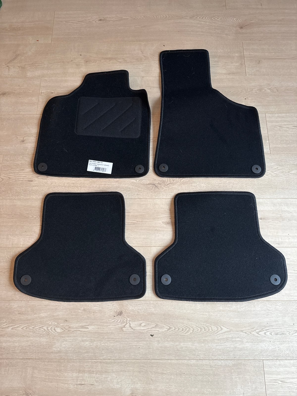 Audi A3 ( 2003 -> ) mattenset, Ophalen, Nieuw