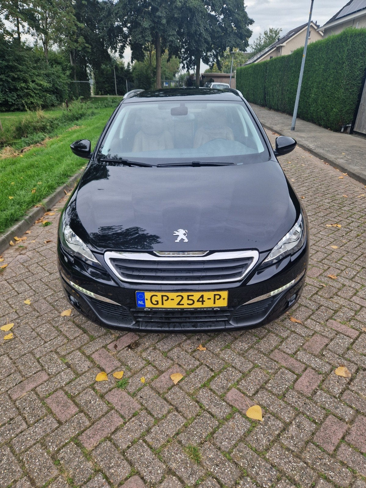 Peugeot 308 1.6 Bluehdi 120pk 2015 Zwart, Voorwielaandrijving, 680 kg, 4 cilinders, Zwart