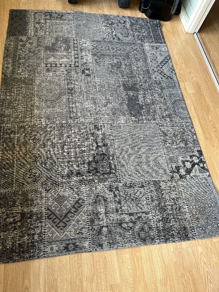 mooi vloerkleed van Louis de Poortere afmeting 140 x 200 cm, Huis en Inrichting, Stoffering | Tapijten en Kleden, 100 tot 150 cm