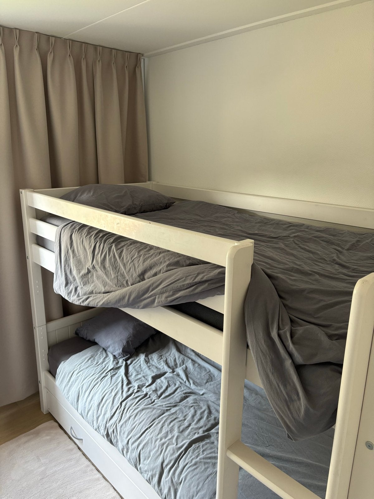 Stapelbed Puck 90x200 exclusief matras, Ophalen, 90 cm, 160 tot 180 cm, Tweepersoons