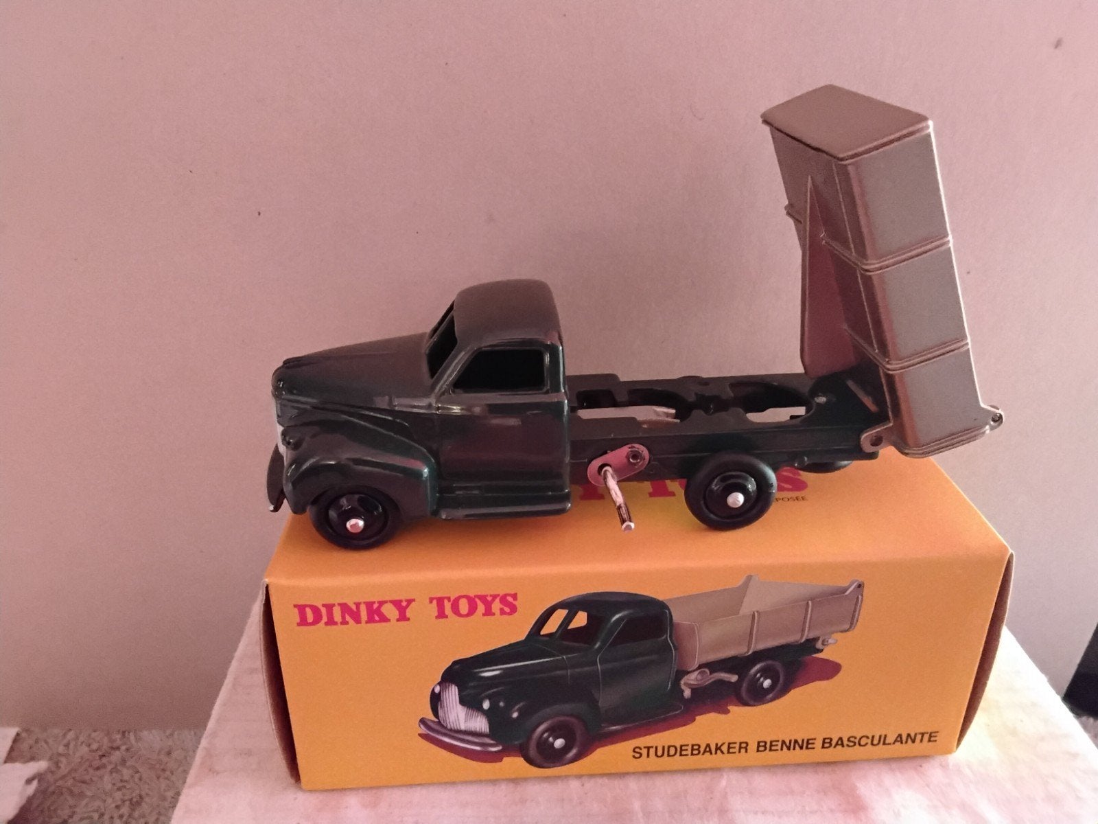 DINKY  TOY  ATLAS   STUDEBAKER  BENNE  BASCULANTE NO  25 M, Ophalen of Verzenden, Auto, Dinky Toys