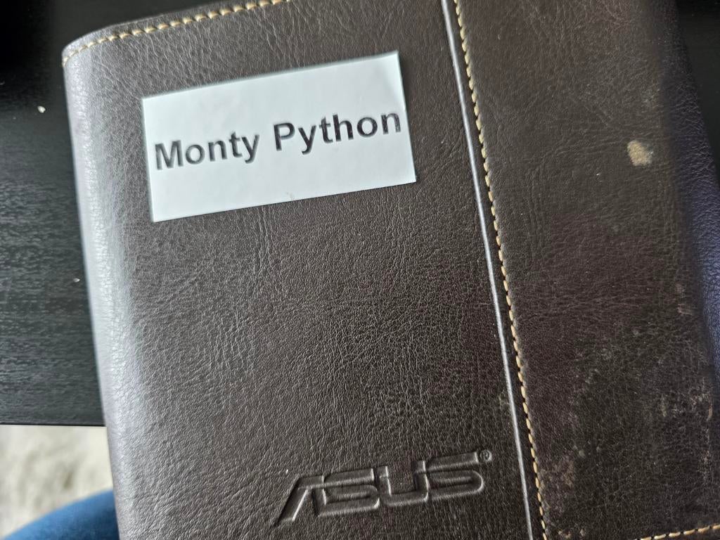 Monty python, Ophalen of Verzenden