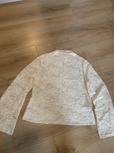 Nieuwe Licht gele kanten shirt, Geel, Maat 42/44 (L), Nieuw, Ophalen of Verzenden