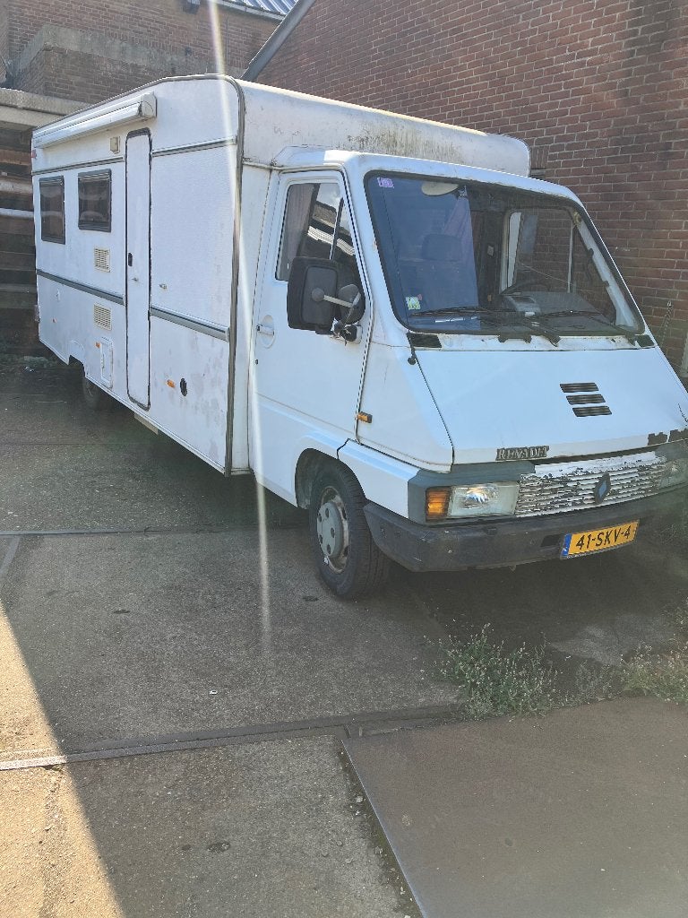 Foto 10 van Renault master camper, kia pregio camper,Mercedes 608