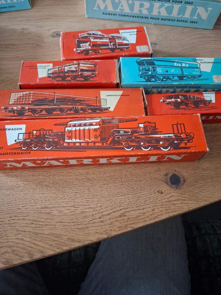 Diverse Märklin wagons in originele dozen, Ophalen