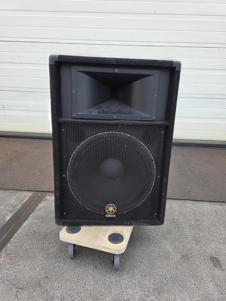 Yamaha S115V Speaker Systeem - 500W Programma, 1000W Max, Audio, Tv en Foto, Luidsprekers, Overige merken, Gebruikt, Ophalen of Verzenden