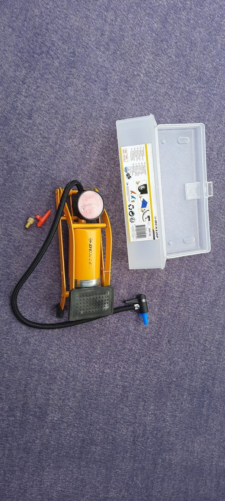 Dunlop Voetpomp met Manometer voor Auto en Fiets, Ophalen of Verzenden