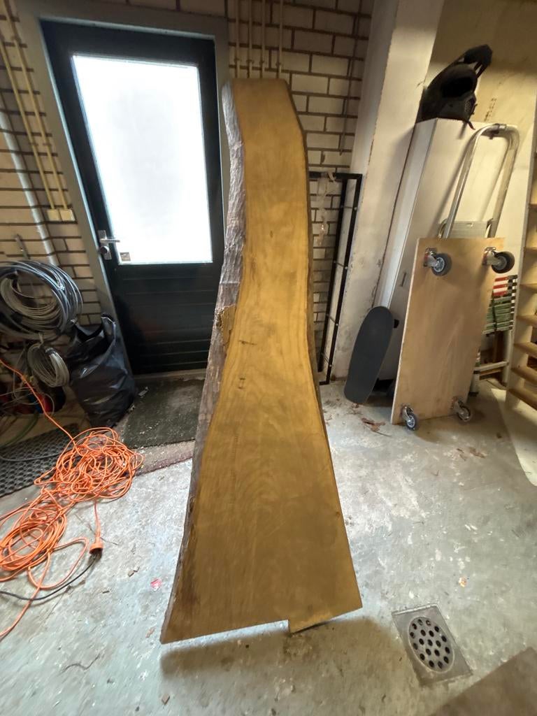 Unieke Eiken Plank - Ideaal voor Tafelblad of Decoratie, Ophalen, Eiken, Zo goed als nieuw, 200 tot 250 cm