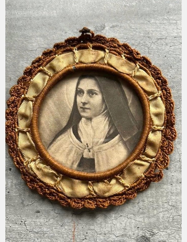 Antiek devotie portret van de heilige Theresia van Lisieux, Antiek en Kunst, Antiek | Religie, Ophalen of Verzenden