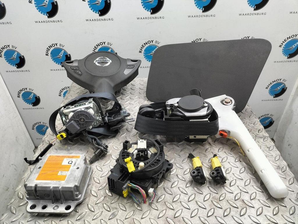NISSAN JUKE AIRBAG SET 2014, Ophalen of Verzenden, Gebruikt, Stiba lid