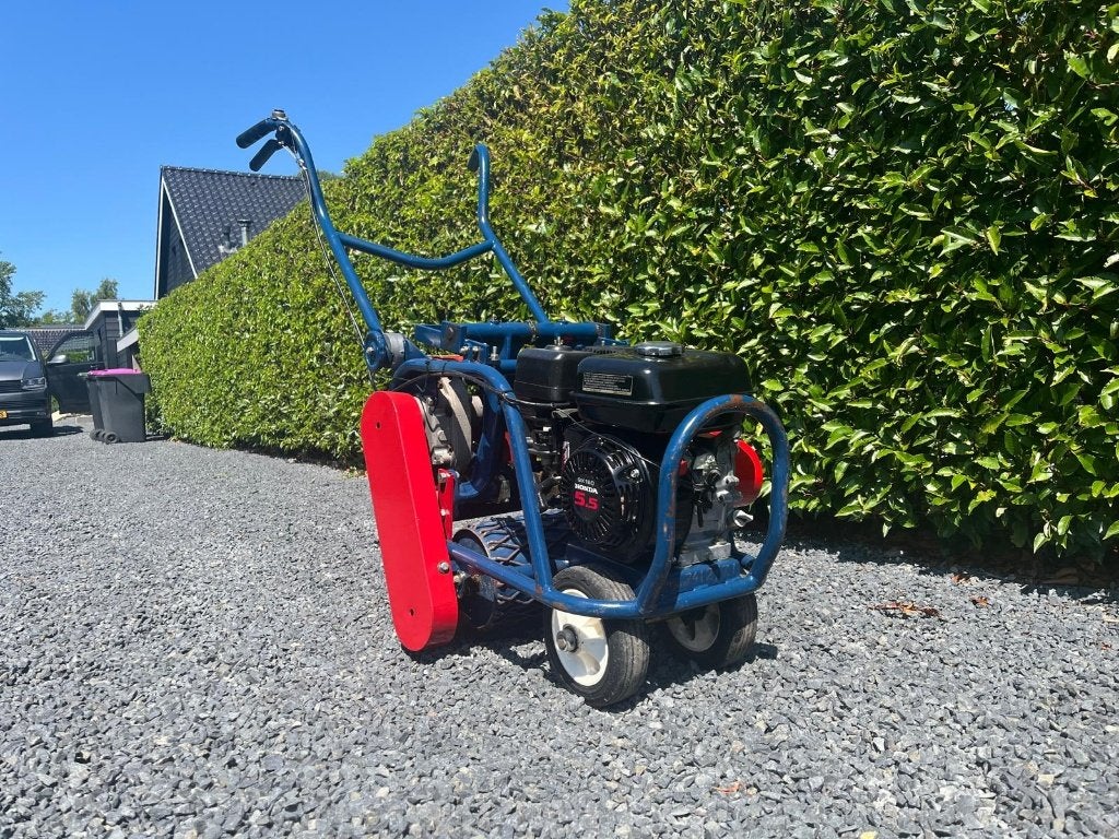 Brouwer graszodensnijder  – Honda GX160, Ophalen, Gebruikt, Benzinemotor, Brouwer Turf Equipment.