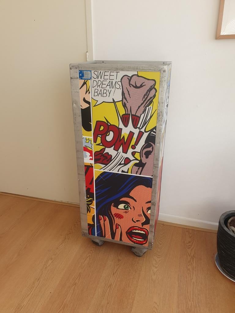 Vliegtuigtrolly popart, Eén comic, Ophalen of Verzenden, Zo goed als nieuw, Europa
