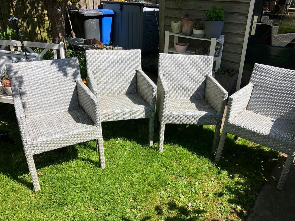 Tuinstoelen/eettafelstoelen Patio Royal 4 stuks Wicker, Ophalen, Gebruikt, Wicker