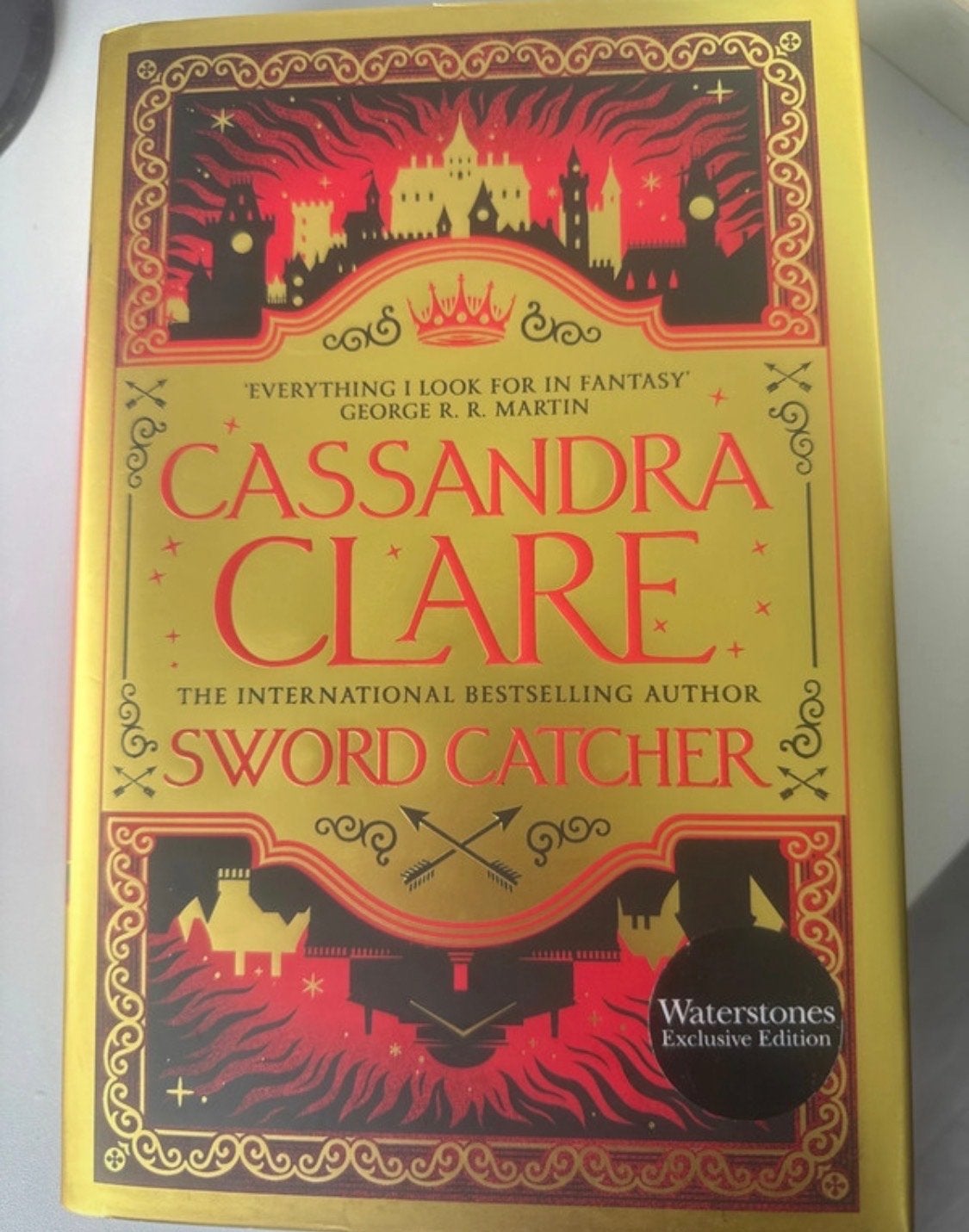 Cassandra Clare - Sword Catcher (Waterstones Exclusive), Ophalen of Verzenden, Zo goed als nieuw
