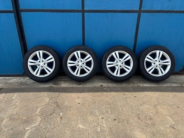 Set velgen met nieuwe winterbanden Mercedes ML/GLE, 255 mm, Banden en Velgen, Nieuw, Winterbanden