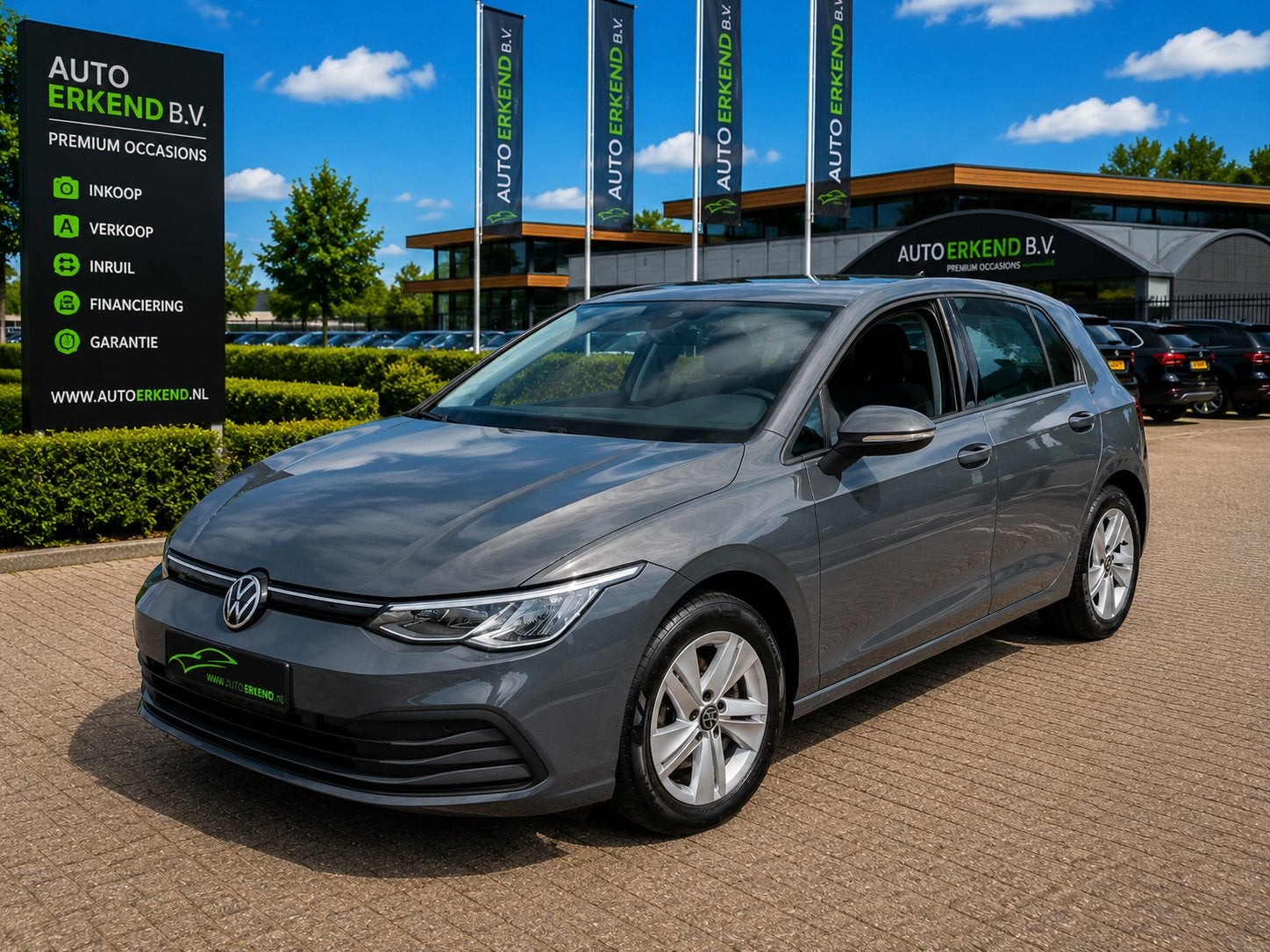 Volkswagen Golf 1.0 eTSI Life Business (bj 2023, automaat), Auto's, 12 maanden, Gebruikt, Euro 6, 1202 kg