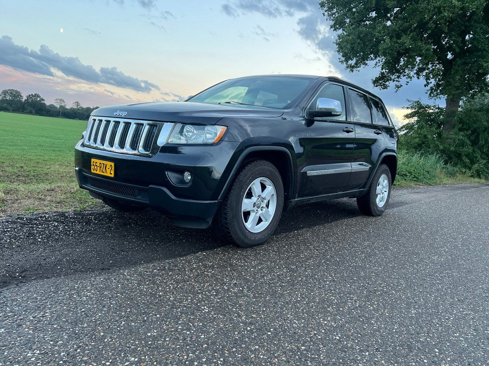Nette Jeep Grand Cherokee 2011 Zwart metallic. 169.763 km., Zwart, Zwart, 286 pk, Stationwagon