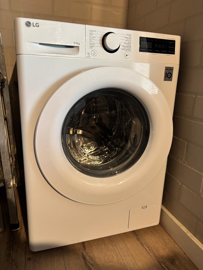 Was droog combinatie LG, Witgoed en Apparatuur, Wasmachines, Ophalen, 1200 tot 1600 toeren, Zo goed als nieuw, Voorlader