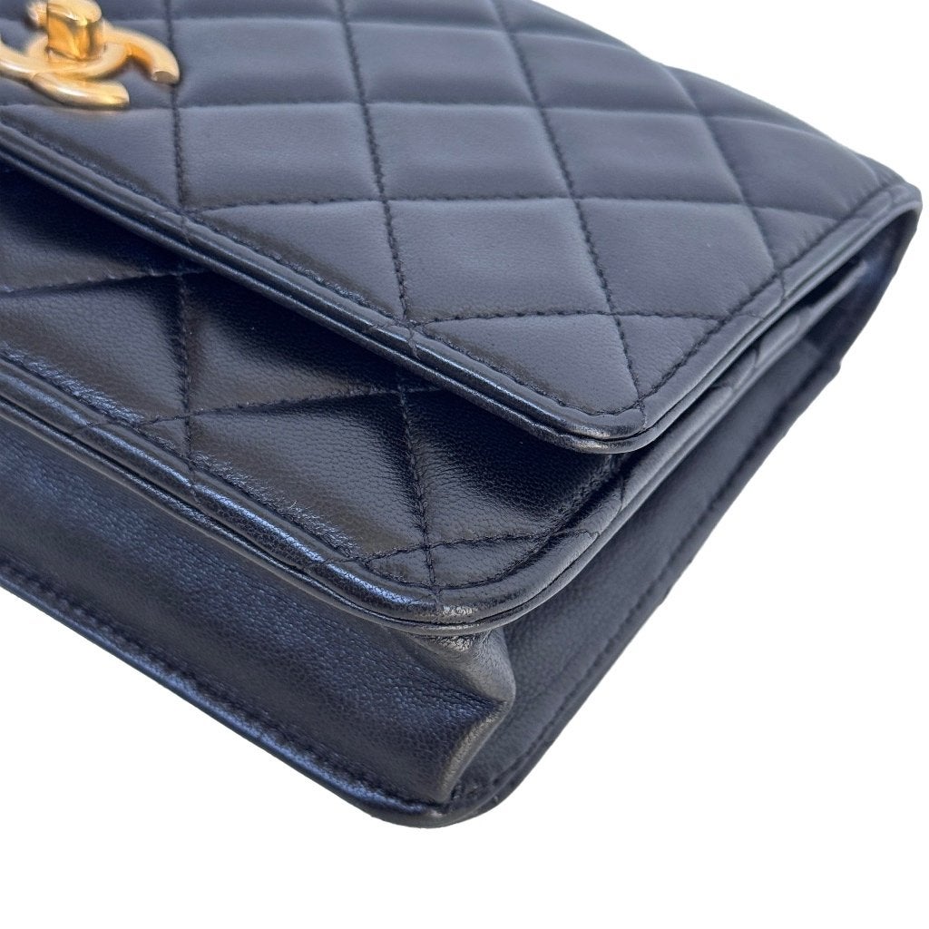 Chanel coco pearl crush woc wallet on chain lamsleer tas ghw image 6