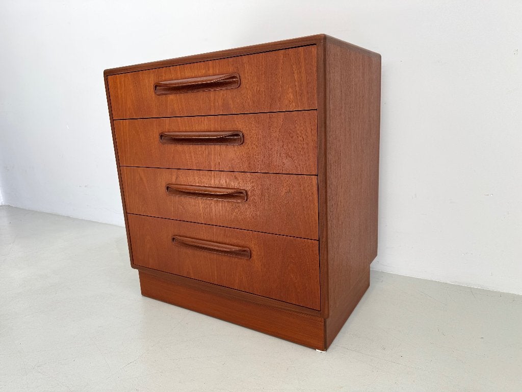 Vintage ladekast G-Plan, Huis en Inrichting, Ophalen, 50 tot 100 cm, Zo goed als nieuw, 3 of 4 laden
