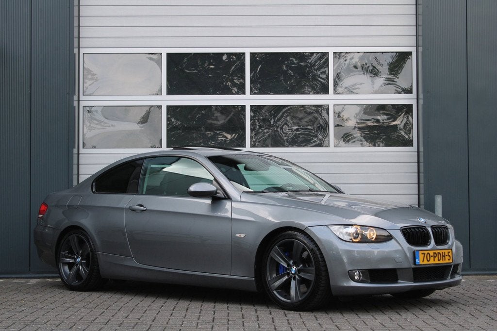 BMW 3-serie Coupé 335i 306pk Clima/Cruise/Keyless/Xenon/Spo, Achterwielaandrijving, Gebruikt, Zwart, 4 stoelen