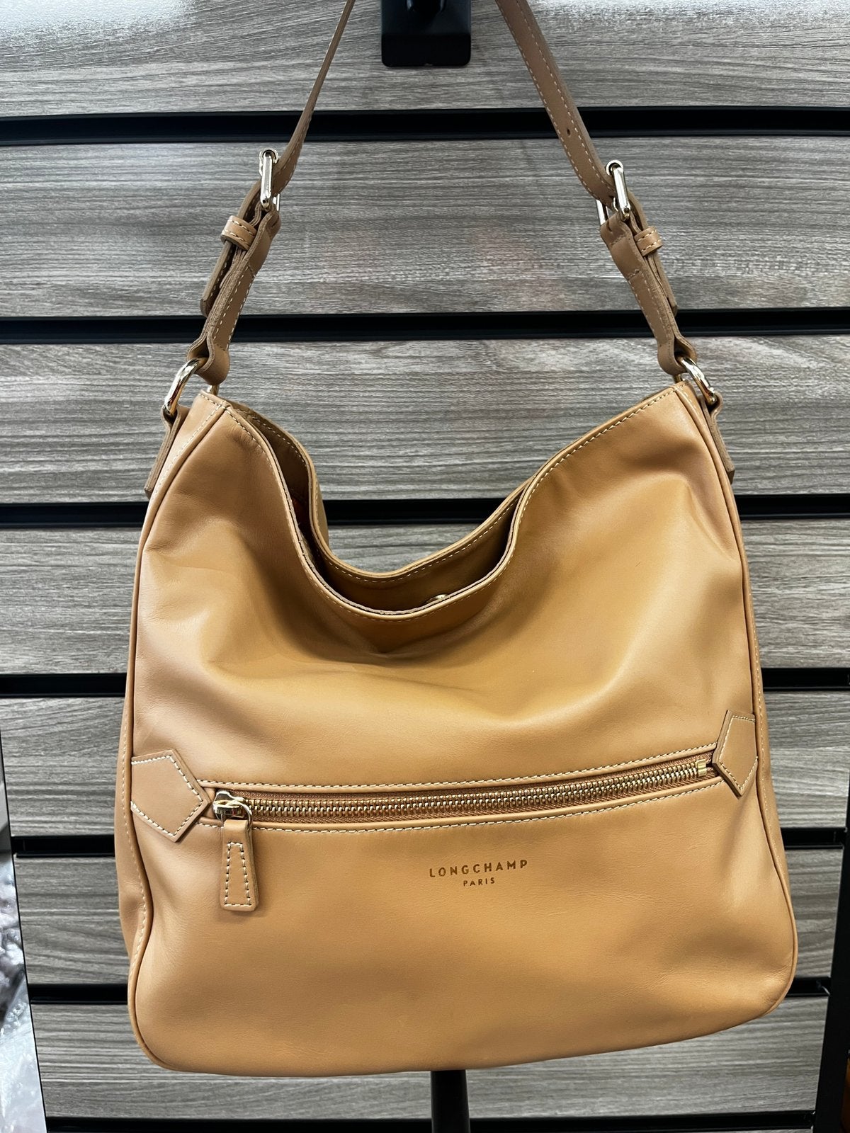 Longchamp schoudertas camel, Ophalen of Verzenden, Zo goed als nieuw, Bruin, Schoudertasje