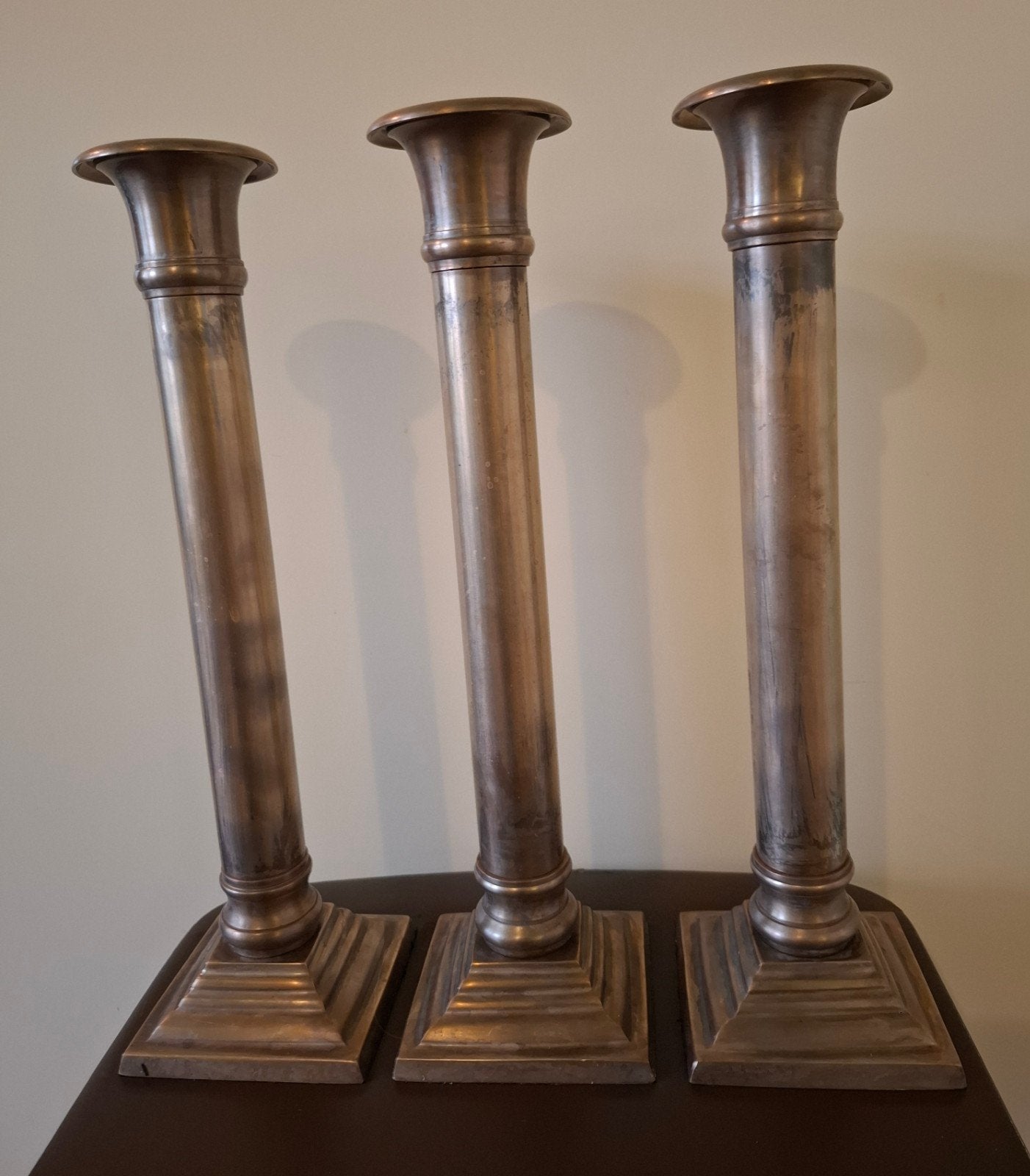 Set van 3 Neoclassicistische Messing Kandelaars, Ophalen of Verzenden, Koper of Brons