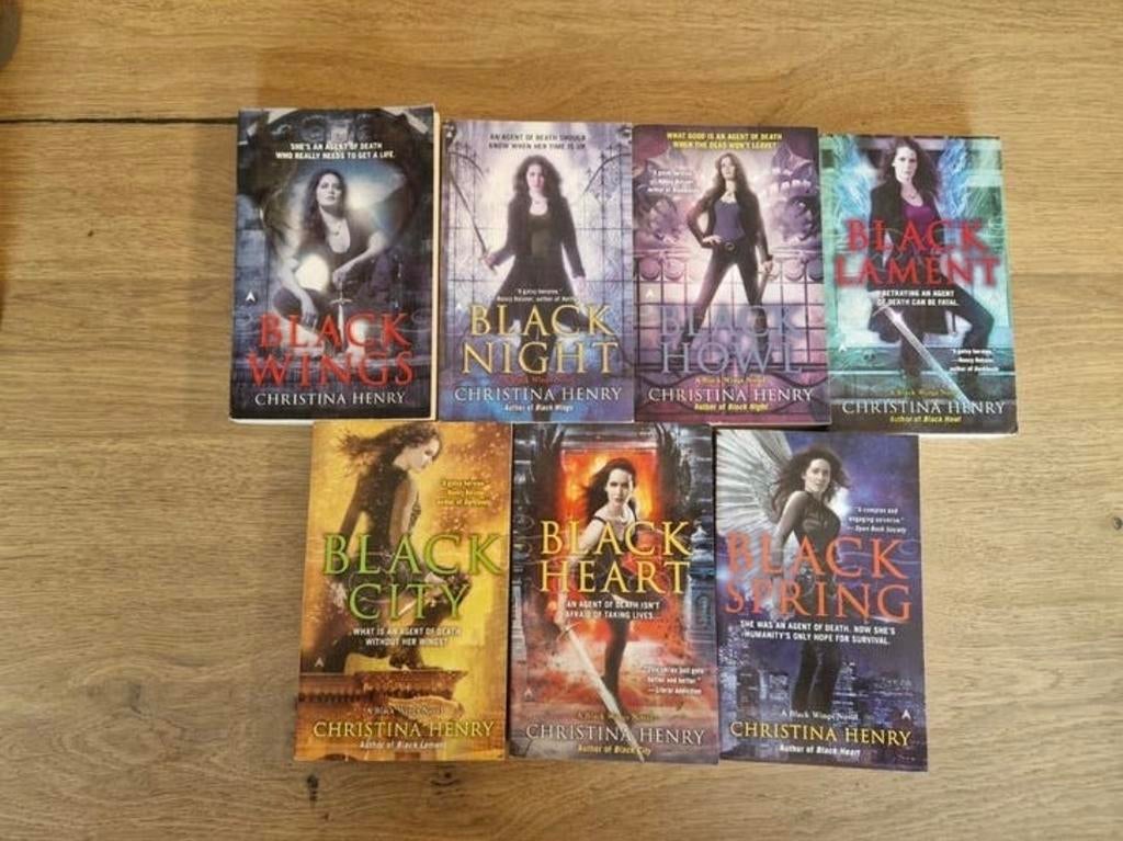 Black wings reeks christina henry, Boeken, Ophalen of Verzenden, Zo goed als nieuw