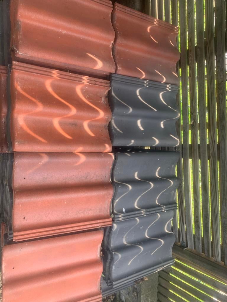 Dakpannen 40 x 30, nooit gebruikt, Doe-het-zelf en Verbouw, Dakpannen en Dakbedekking, Steen of Klei, Nieuw, Ophalen of Verzenden