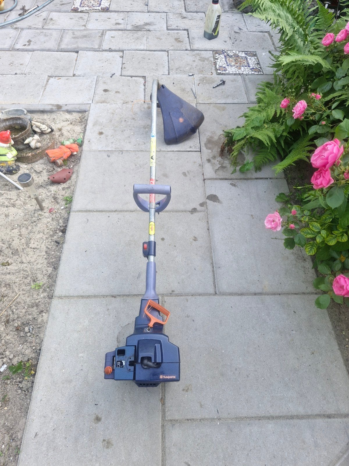 Bosmaaier Husqvarna Mondo - loopt goed, lekt benzine, Tuin en Terras, Ophalen, Gebruikt, Benzine, Husqvarna