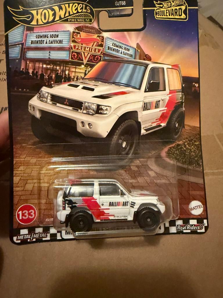 Hotwheels Midsubishi Pajero, Ophalen of Verzenden, Zo goed als nieuw
