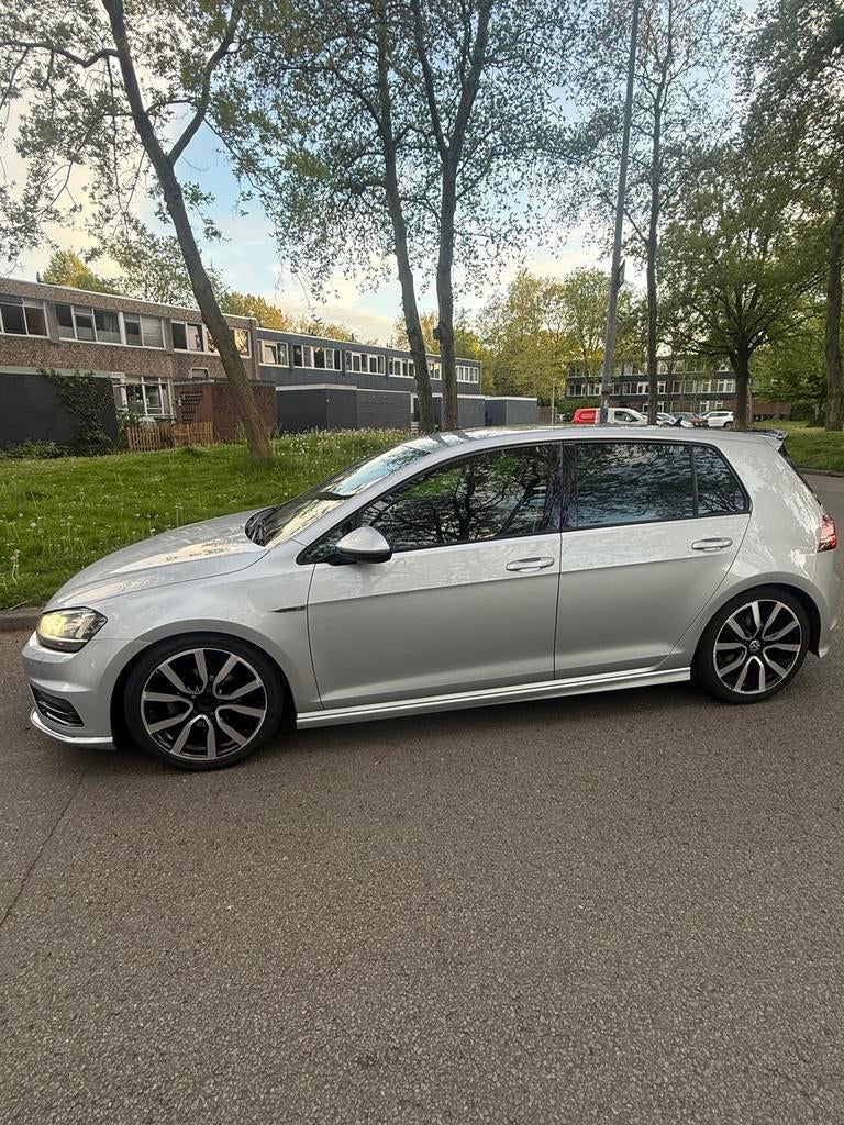 Volkswagen Golf 1.2 TSI 77KW 5D 2015 Grijs, Auto's, Volkswagen, Particulier, Golf, Benzine, A, Hatchback, Handgeschakeld, Origineel Nederlands