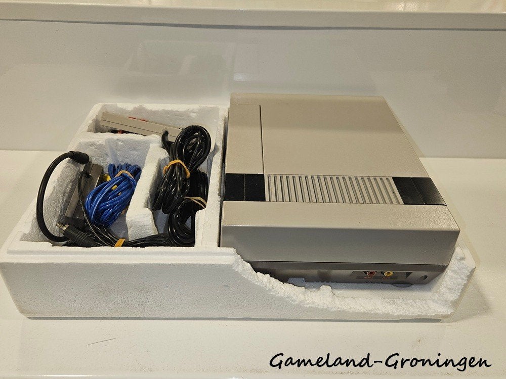 Nintendo NES Control Deck - Super Mario Bros 2 Edition (Boxe, Spelcomputers en Games, Spelcomputers | Nintendo NES, -, -, Met 2 controllers