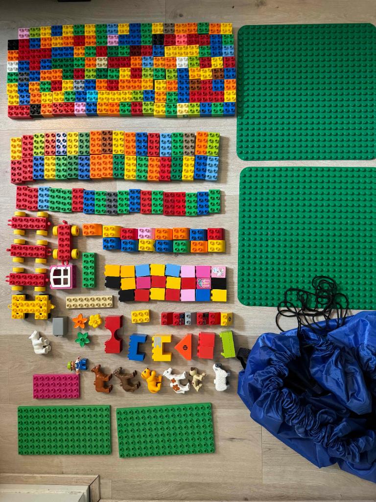 Duplo platen, stenen en opbergzak, Kinderen en Baby's, Speelgoed | Duplo en Lego, Ophalen of Verzenden, Gebruikt, Overige typen