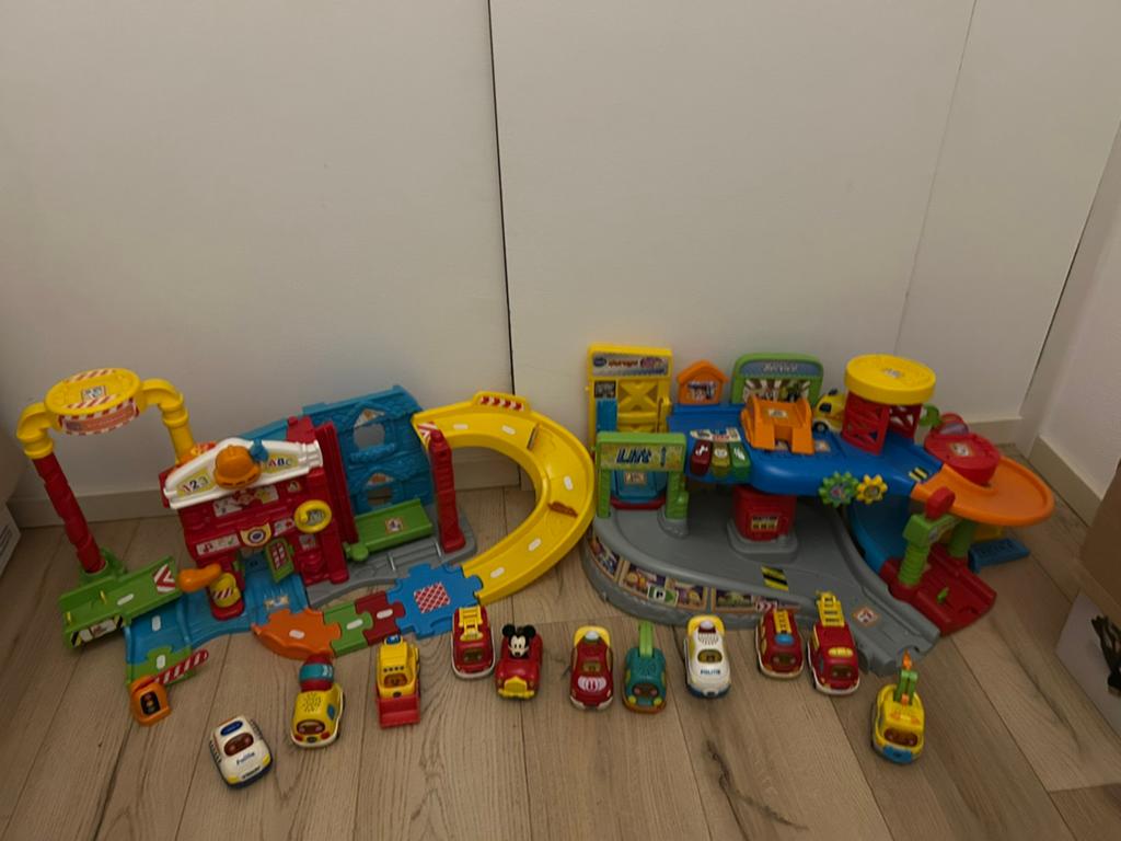VTech Toet Toet Auto's Autobaan met Garage en veel Auto's, Ophalen, Gebruikt