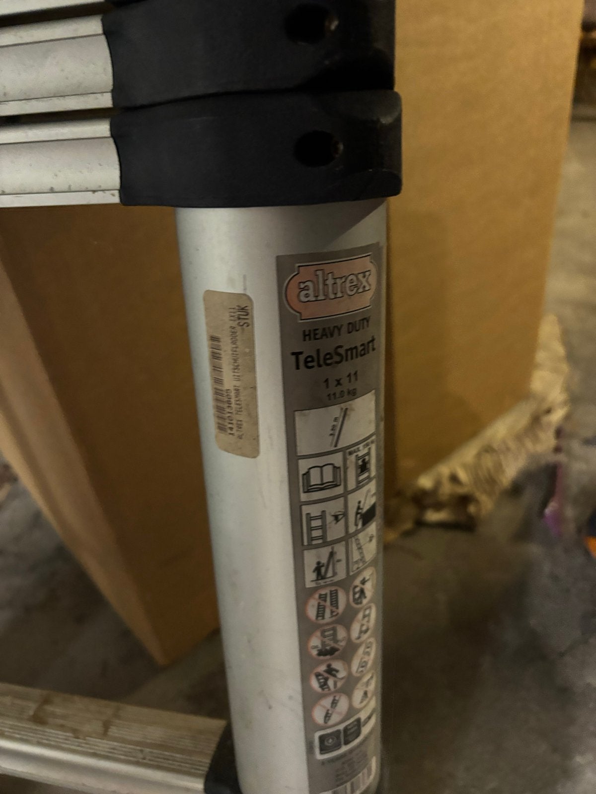 Altrex TeleSmart Telescopische Ladder 1x11, Doe-het-zelf en Verbouw, Ladders en Trappen, Ophalen, Gebruikt, Ladder, Opvouwbaar of Inschuifbaar