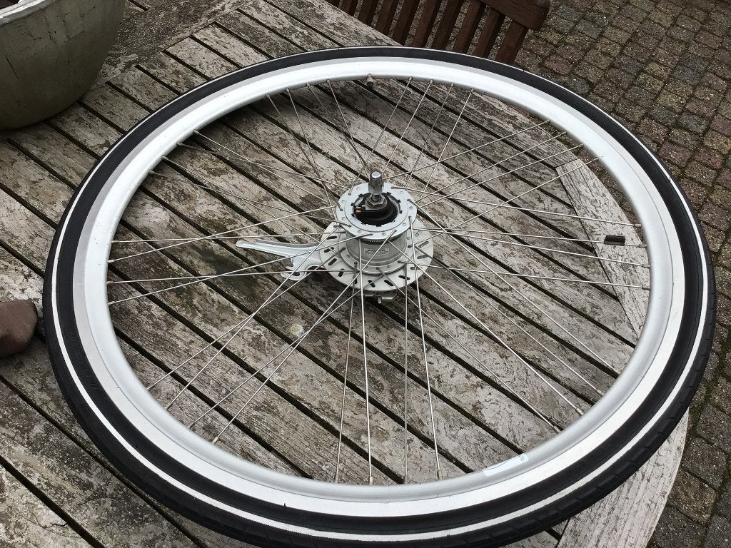28 inch voorwiel met elektrische voornaaf DH-2R30-E 6V 2,4W, Fietsen en Brommers, Gebruikt, Bakfiets, Aluminium, Shimano