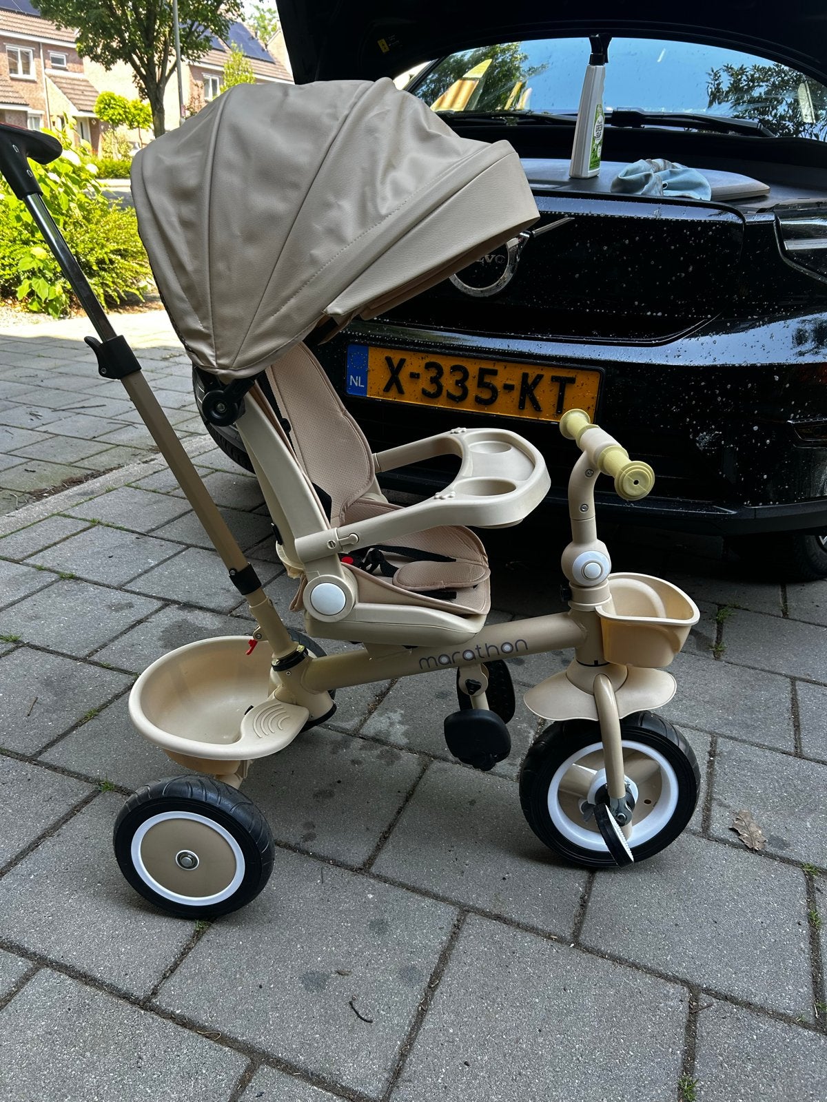 Chipolino Marathon Macadamia Driewieler, Ophalen of Verzenden, Zo goed als nieuw, Terugtraprem, Duwstang