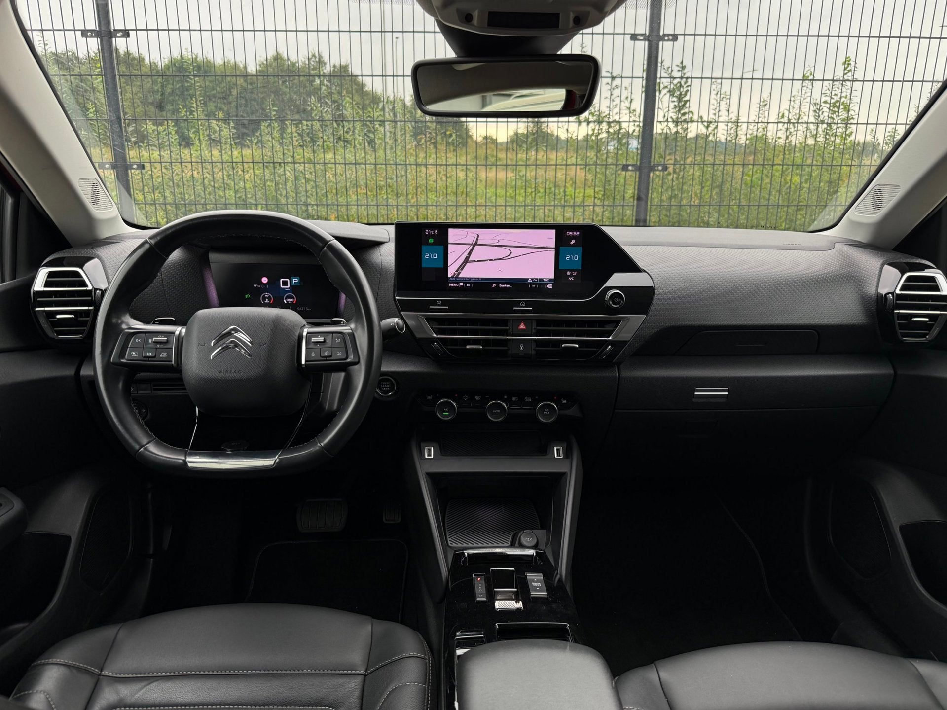 Citroen C4 1.2 Puretech Shine | Camera | PDC | ACC | Stoelve, Auto's, Gebruikt, 1199 cc, Automatische klimaatregeling, 3 cilinders