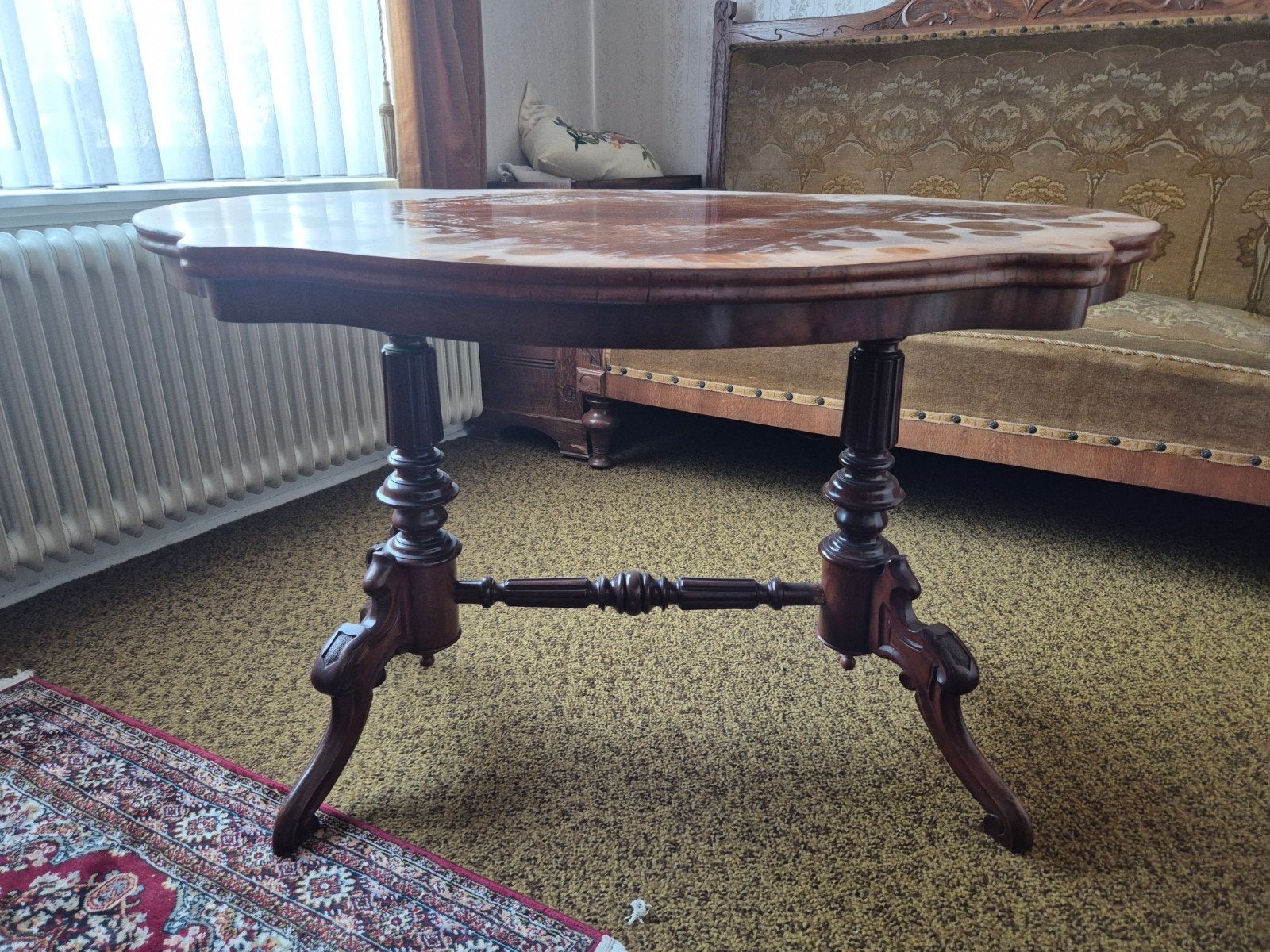Antieke tafel, Ophalen